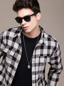 WROGN Comfort Fit Self Checked Pure Cotton Casual Shirt