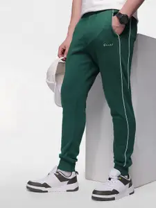 FCUK Men Solid Regular Fit Joggers