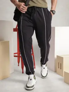 WROGN Men Comfort Fit Joggers