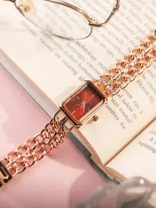 Carlton London Women Dial & Stainless Steel Bracelet Style Straps Analogue Watch CLRGCRED