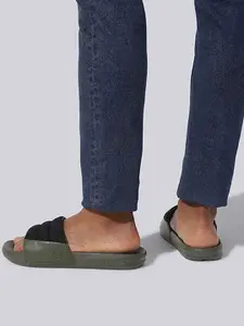 NEEMANS Men Solid Synthetic Sliders