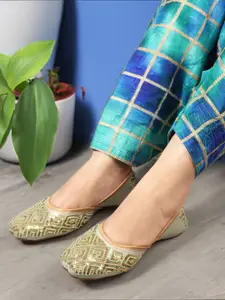 ICONICS Women Embellished Ethnic Mojaris Flats