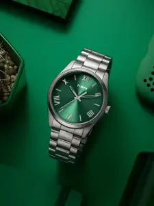 Timex Men Stainless Steel Bracelet Style Straps Analogue Watch TWTG104SMU08