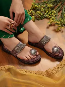 DressBerry Women Embellished Open Toe Flats