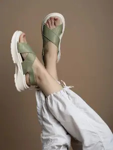 The Roadster Lifestyle Co Women Open Toe Flats