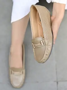 Stylestry Women Round Toe Solid Slip-On Loafers