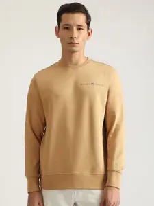 GANT Men Solid Round Neck Cotton Pullover Sweatshirt