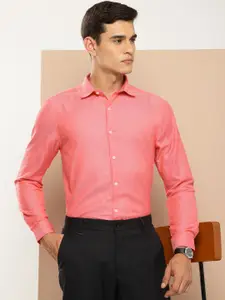 INVICTUS Men Classic Slim Fit Cutaway Collar Opaque Formal Shirt