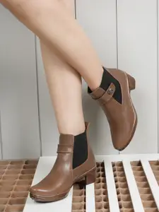 The Roadster Lifestyle Co Women Block-Heeled Chelsea Boots