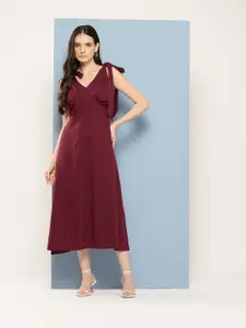 Chemistry Crepe Empire Midi Dress