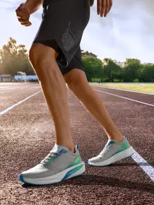 HRX by Hrithik Roshan Men CARBONIC Running Shoes