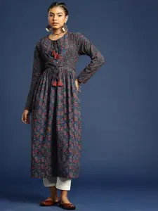 Taavi Floral Printed Pure Cotton Ajrakh Kurta