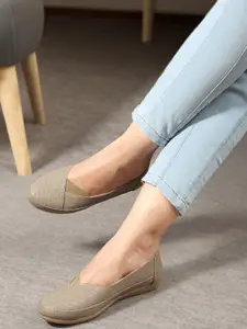 Mast & Harbour Women Open Toe Flats