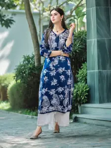 GoSriKi Women Floral Embroidered Chikankari Kurta