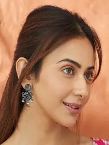 AccessHer Contemporary Studs Earrings