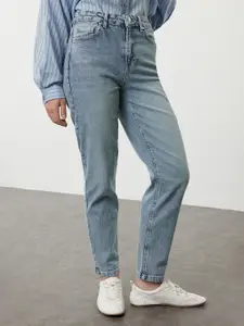 Trendyol Women Slash Knee Heavy Fade Jeans