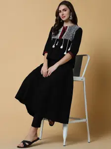 SHOWOFF Ethnic Motifs Thread Work Indie Prints Cotton A Line Kurta