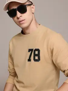 The Roadster Life Co. Long Sleeves Sweatshirt