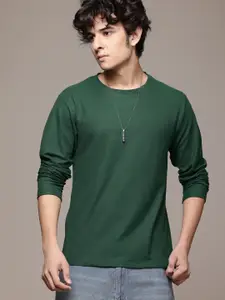 The Roadster Lifestyle Co. Men Solid Sweatshirt