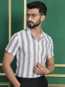 Indian Needle Men Classic Striped Wrinkle Free Formal Shirt