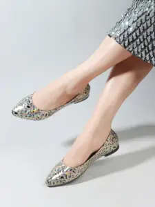 DressBerry Women Printed Ballerinas with Bows Flats