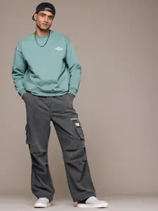 The Roadster Life Co. Men Pure Cotton Parachute Fit Cargo  Jeans