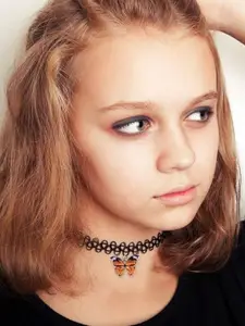 EL REGALO Minimal Slip-On Necklace