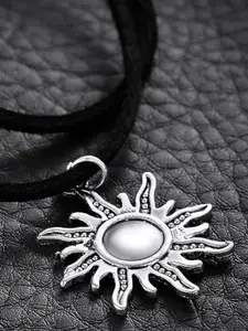 EL REGALO Statement Metal Necklace