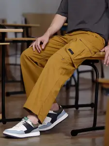 The Roadster Lifestyle Co. Men Relaxed Fit Pure Cotton Cargos