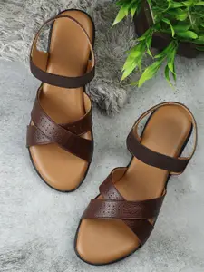 AROOM Women Textured Criss-Cross Leather Open Toe Flats