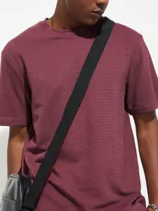 max URB_N Men Regular Fit Textured T-shirt