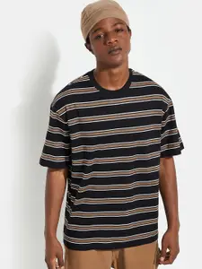 max URB_N Men Oversized Striped T-shirt