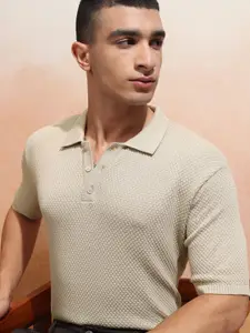 Highlander Men Textured Relaxed Fit Half Sleeve T-shirt