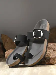 The Roadster Lifestyle Co. Men Black Comfort Sandals
