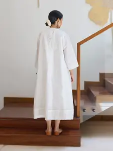 VASSTRAM Women Longline Shrug