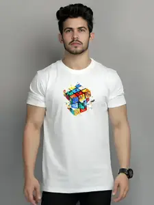 Elibolz Men Typography Printed Applique T-shirt