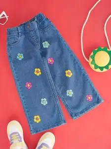 Pantaloons Junior Girls Flared Mildly Mid-Rise Cotton Distressed Jeans