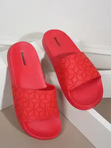The Roadster Lifestyle Co. Men Red Printed Slider