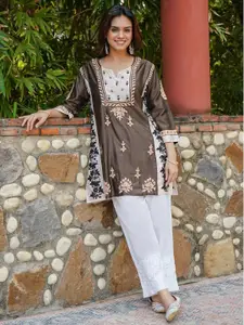 HOUSE OF KARI Floral Yoke Design Flared Sleeves Chanderi Silk Straight Kurta