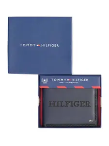 Tommy Hilfiger Men Textured Leather Two Fold Wallet