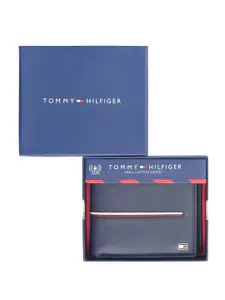 Tommy Hilfiger Men Textured Leather Two Fold Wallet