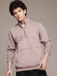 The Roadster Lifestyle Co. Men Half Zipper Sweatshirt