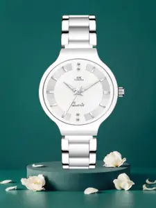 IIK COLLECTION Women Round Dial Stainless Steel Bracelet Style Straps Analogue Watch