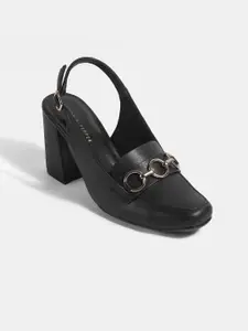 LEMON & PEPPER Round Toe Block Heeled Pumps