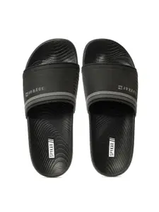 SPYKAR Men Textured Flip Flops