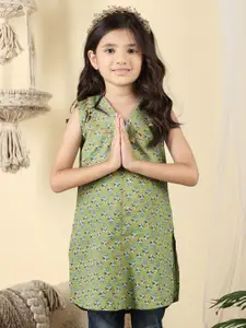 Sangria Girls Floral Printed Pure Cotton Straight Short Kurtis