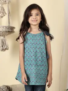 Sangria Girls Floral Printed Pure Cotton Straight Short Kurtis