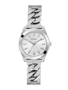 GUESS Women Trend Serena Bracelet Style Analogue Watch GW0546L1