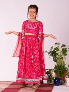 VASTRAMAY Girls Printed Cotton Bandhani Ready to Wear Lehenga & Blouse With Dupatta