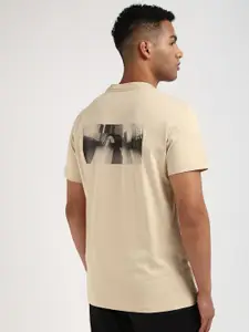 Calvin Klein Jeans Men Graphic Printed Round Neck Cotton T-shirt